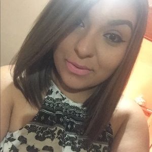 Meet your Posher, Mayra